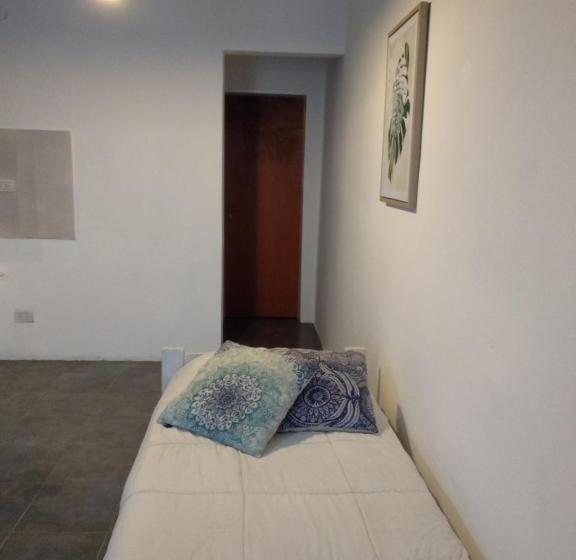 تختخواب و صبحانه Ezeiza Home