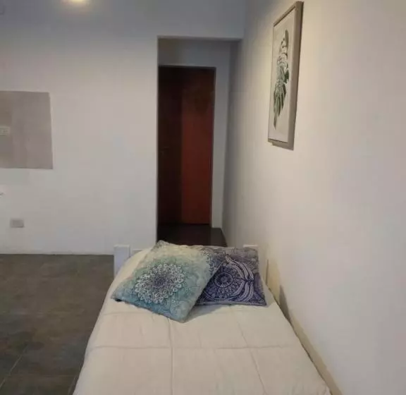 ベッドアンドブレックファースト Ezeiza Home