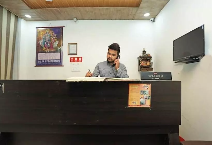 Hotel Ananta Inn