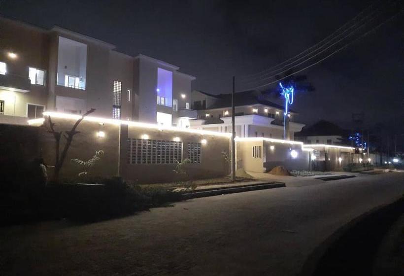 Presken Hotel @oniru