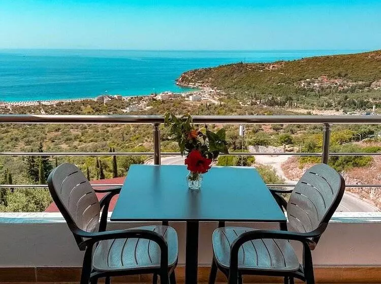 پانسیون Aphrodite S Garden