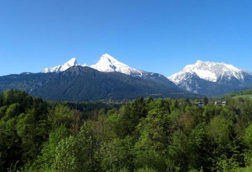 بنسيون Die Schlafende Goass   Pub Und Gästehaus