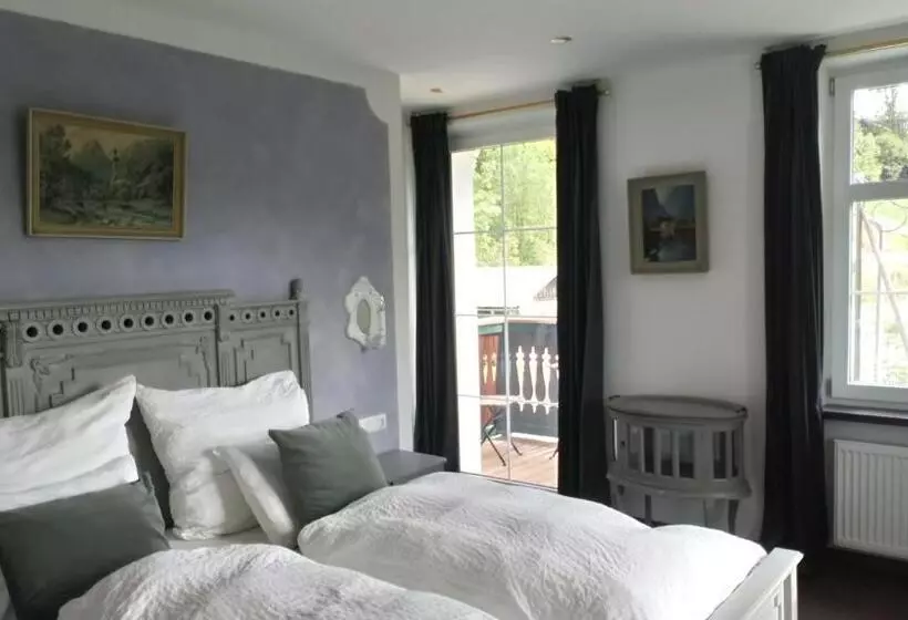 Majatalo Die Schlafende Goass   Pub Und Gästehaus