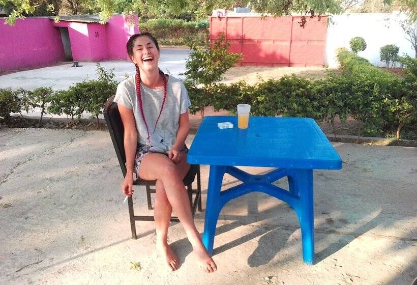 پانسیون Philadephia Guest House