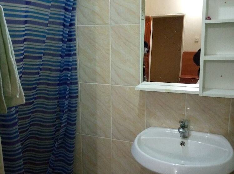 پانسیون Philadephia Guest House