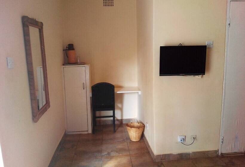 پانسیون Philadephia Guest House