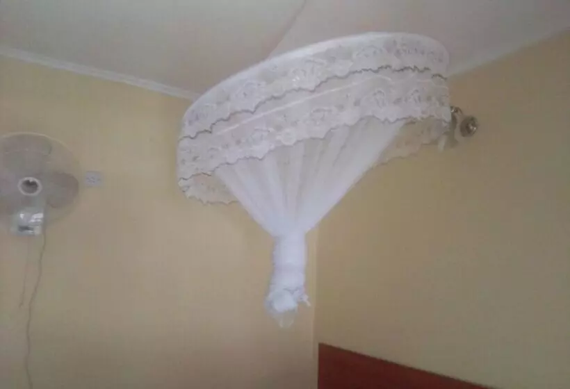 پانسیون Philadephia Guest House