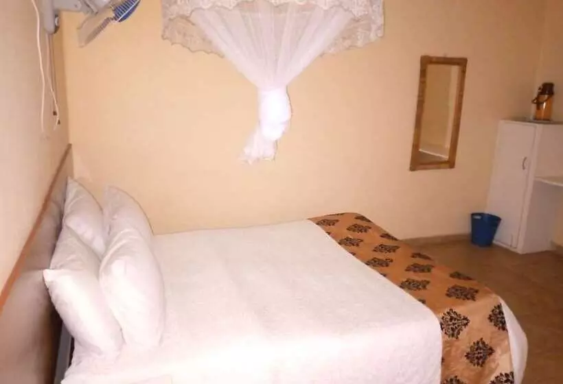 پانسیون Philadephia Guest House
