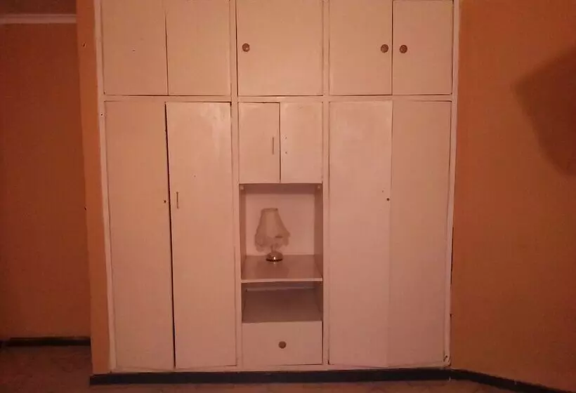 پانسیون Philadephia Guest House