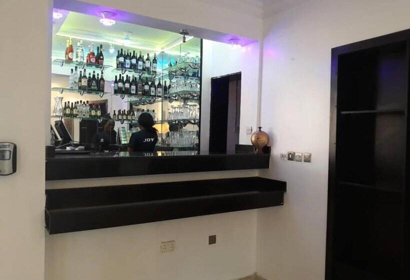 Presken Hotel @oniru