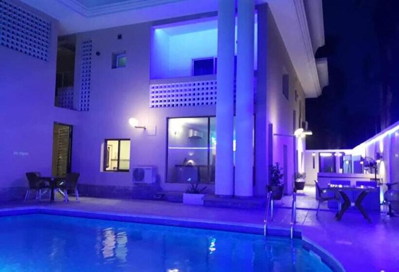 Presken Hotel @oniru