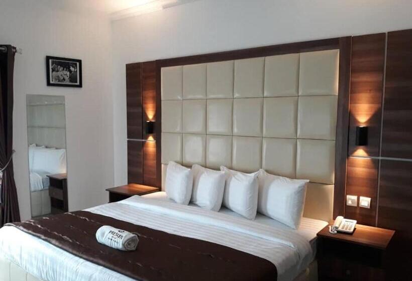 Presken Hotel @oniru