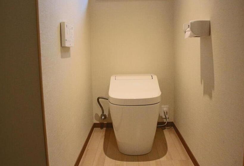 צימר Tsushima White House