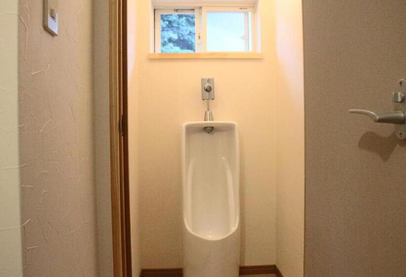 צימר Tsushima White House