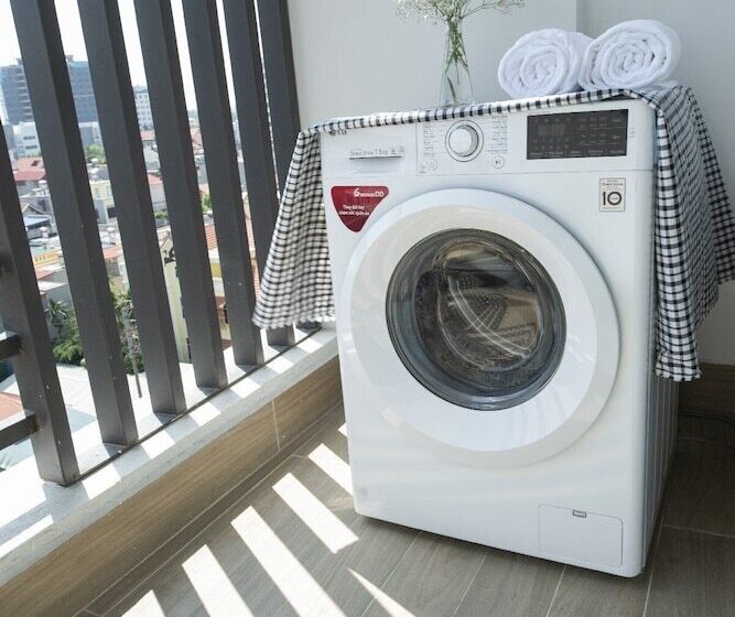 Zen Riverside Hotel & Residences