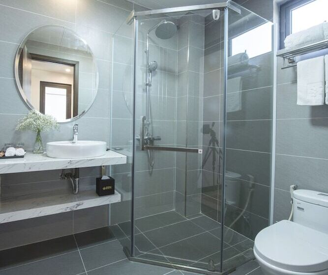 Zen Riverside Hotel & Residences