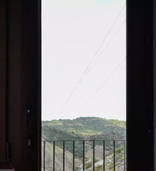 Aamiaismajoitus (B&B) La Casita De El Cuervo