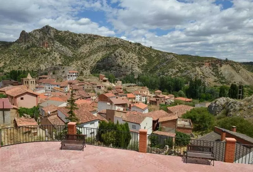 Aamiaismajoitus (B&B) La Casita De El Cuervo