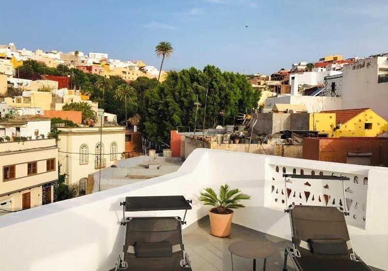 تختخواب و صبحانه Villa Nestor