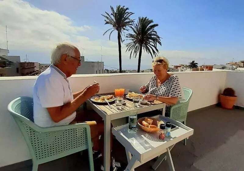 ベッドアンドブレックファースト Villa Nestor