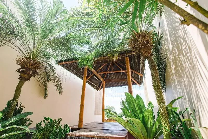 ホテル The Park Silang