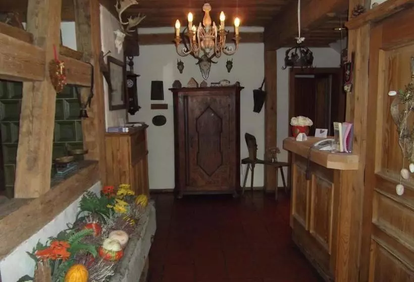 Hotelli Gasthaus Zum Wenden