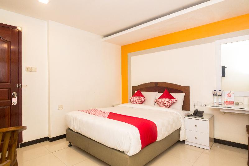 فندق Oyo 1223  Bahari