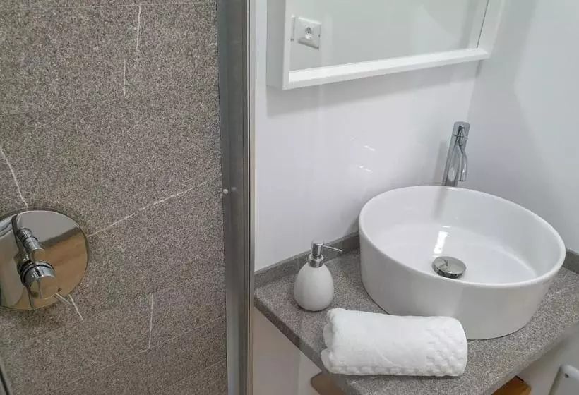 ペンション Borgo Di Ponte Holiday Apartments & Rooms