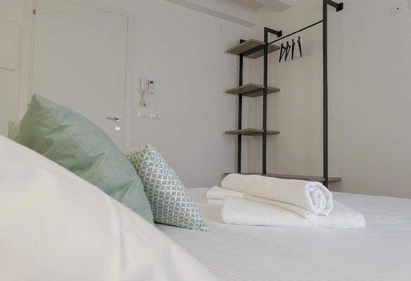 بنسيون Borgo Di Ponte Holiday Apartments & Rooms