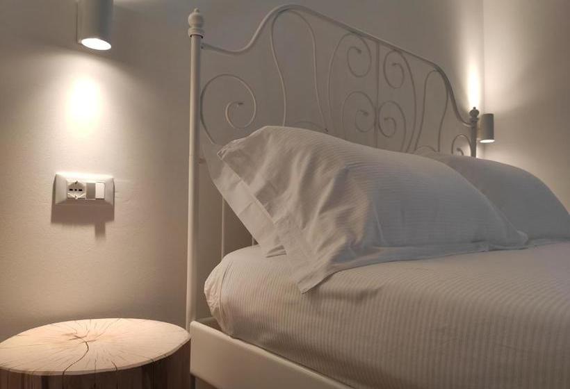 بنسيون Borgo Di Ponte Holiday Apartments & Rooms