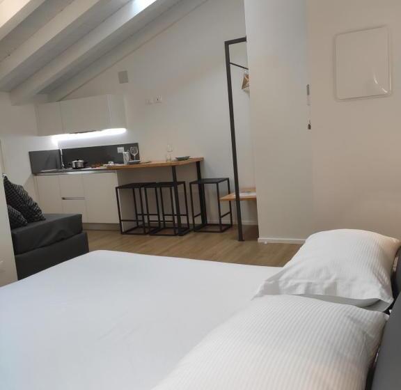 بنسيون Borgo Di Ponte Holiday Apartments & Rooms