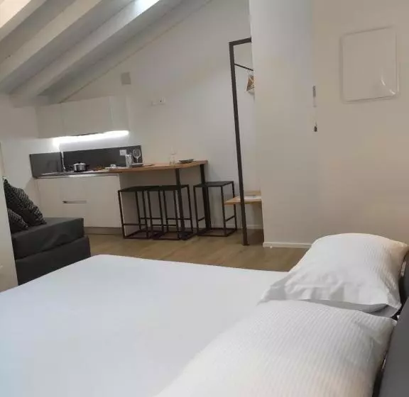 ペンション Borgo Di Ponte Holiday Apartments & Rooms