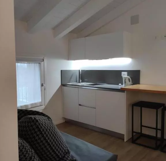 ペンション Borgo Di Ponte Holiday Apartments & Rooms