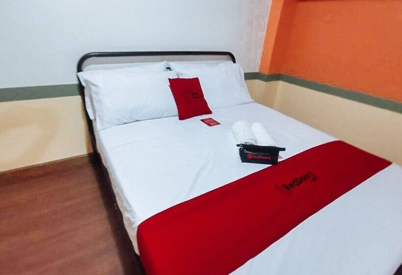 Reddoorz Near Sgm Condotel Villa Beach Iloilo