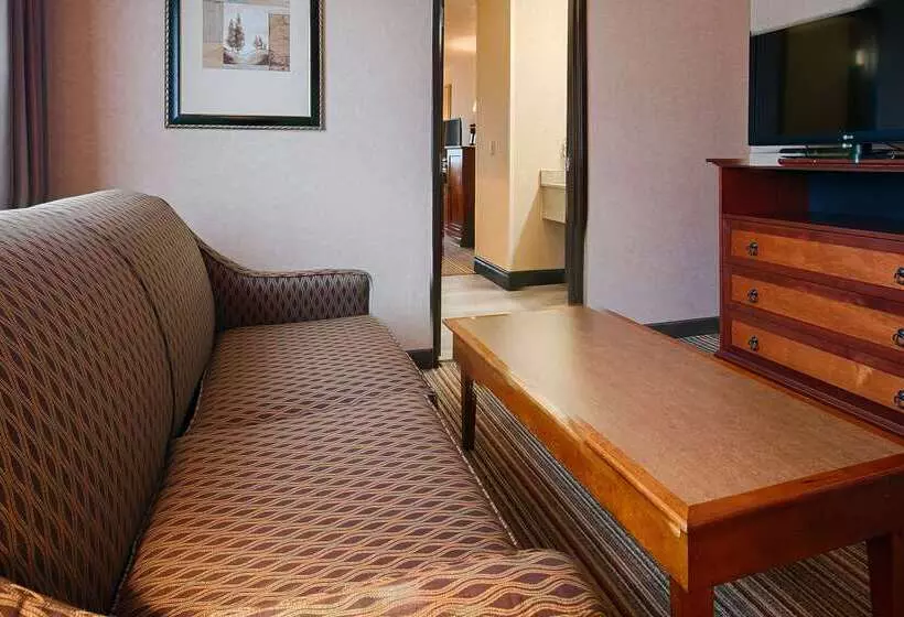 Отель Best Western Plus Rama Inn & Suites