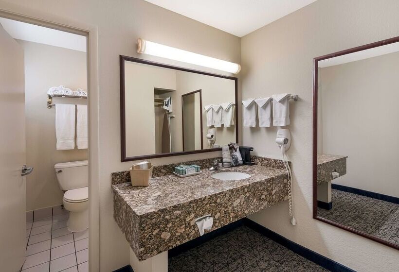 فندق Best Western Winners Circle