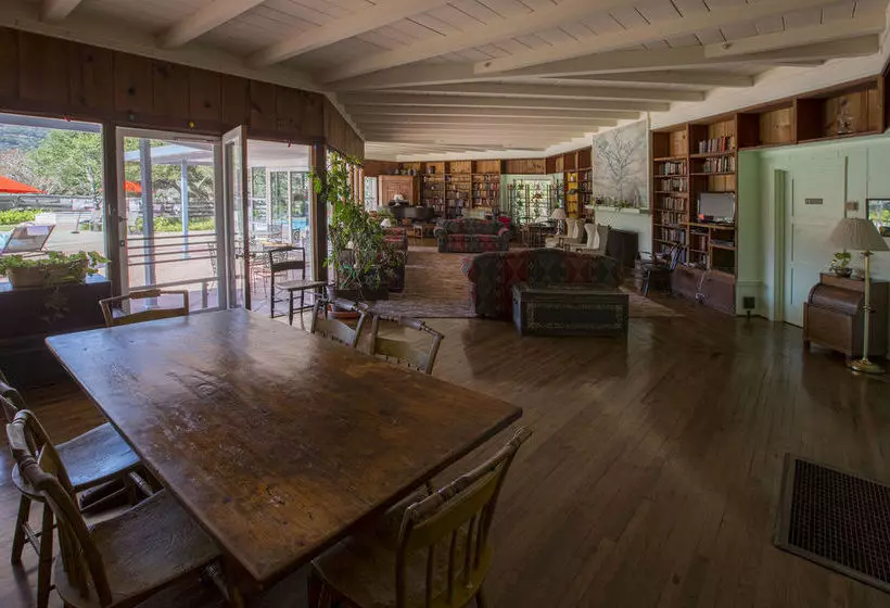 호텔 Blue Sky Lodge