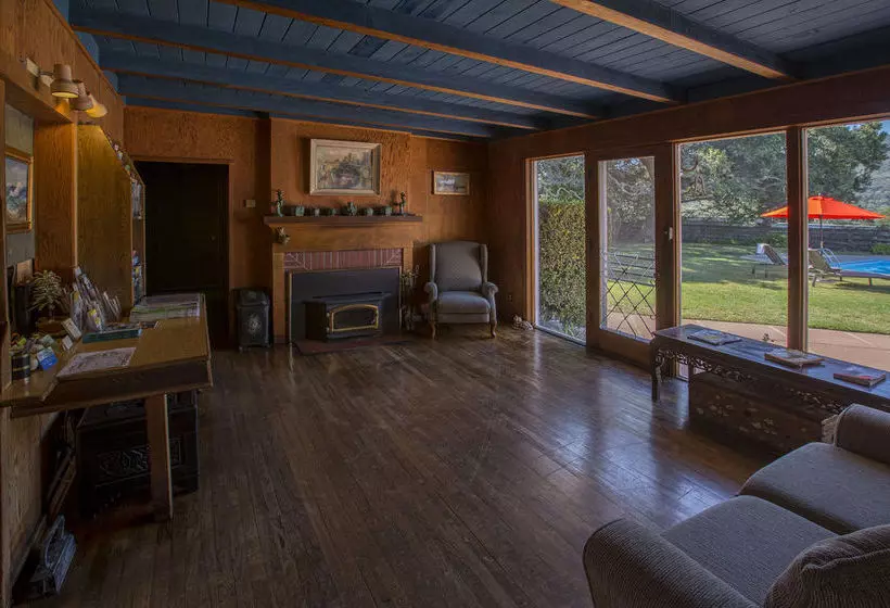 호텔 Blue Sky Lodge