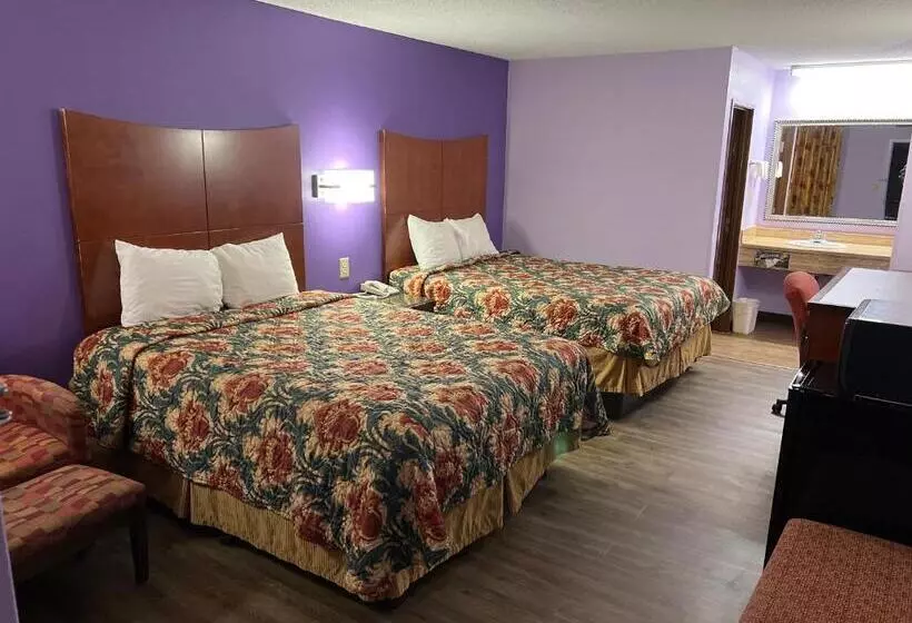 Отель Briarwood Inn