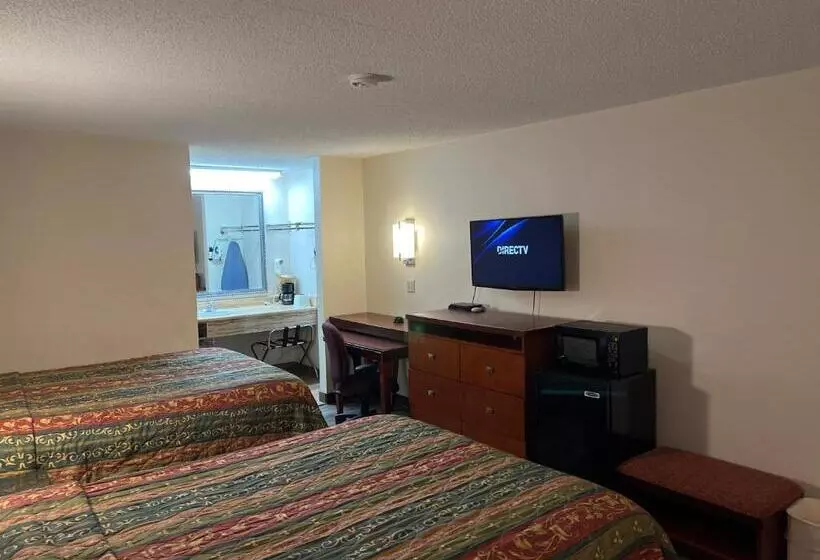 Отель Briarwood Inn