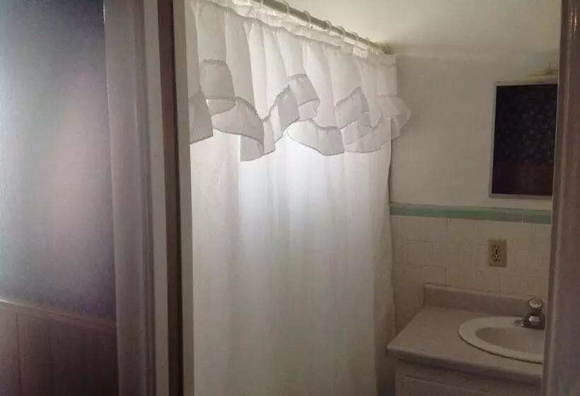 酒店 Bridgeport Inn