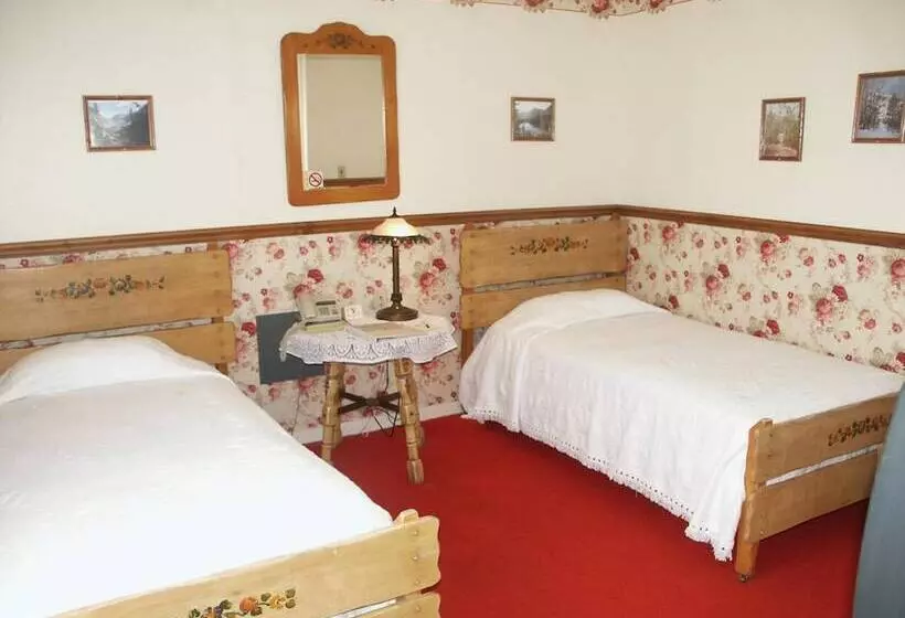 酒店 Bridgeport Inn