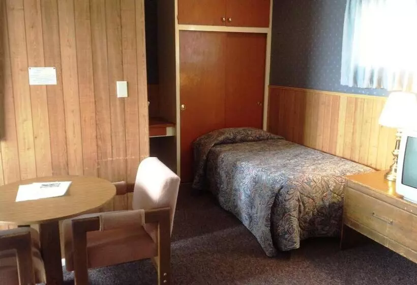 酒店 Bridgeport Inn