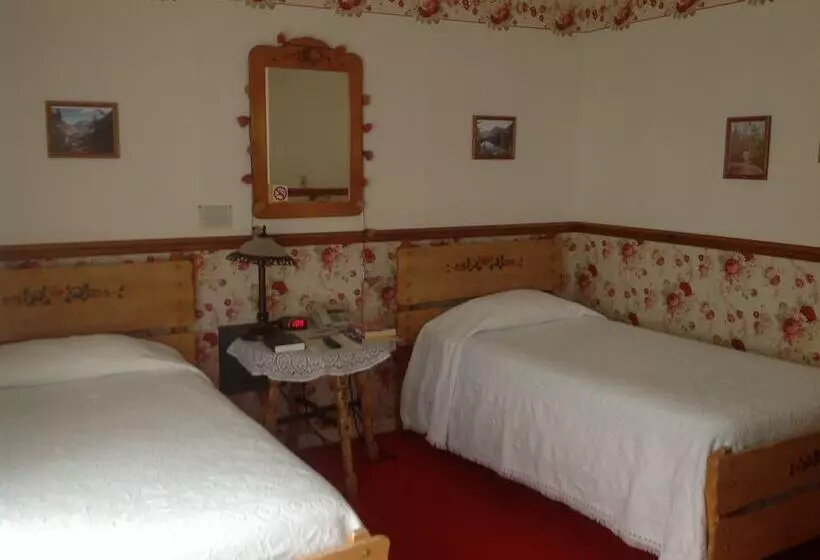 酒店 Bridgeport Inn