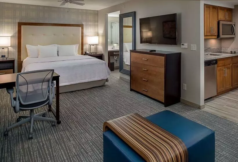 هتل Homewood Suites By Hilton St. Louis Westport
