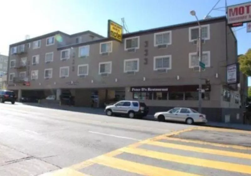 酒店 Inn On Broadway