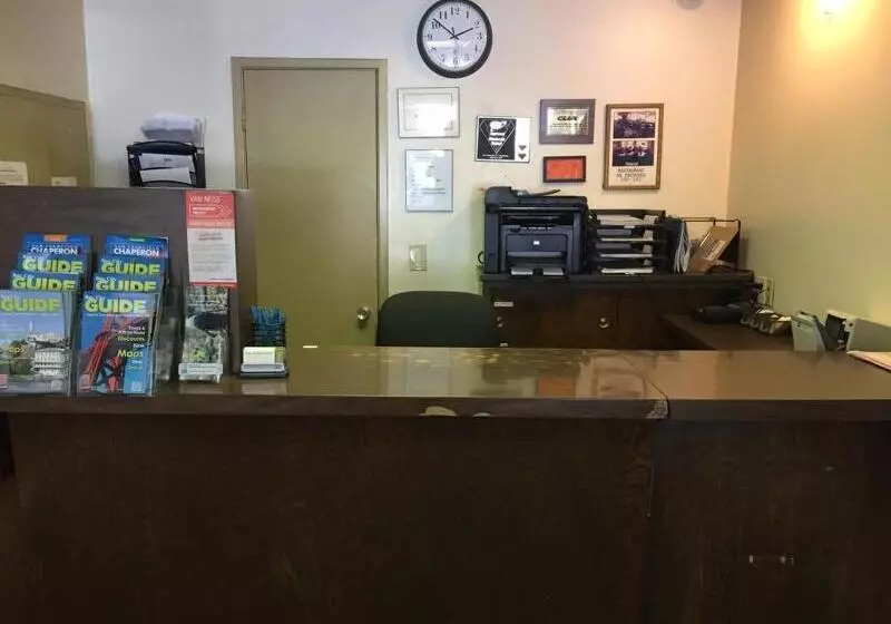 酒店 Inn On Broadway