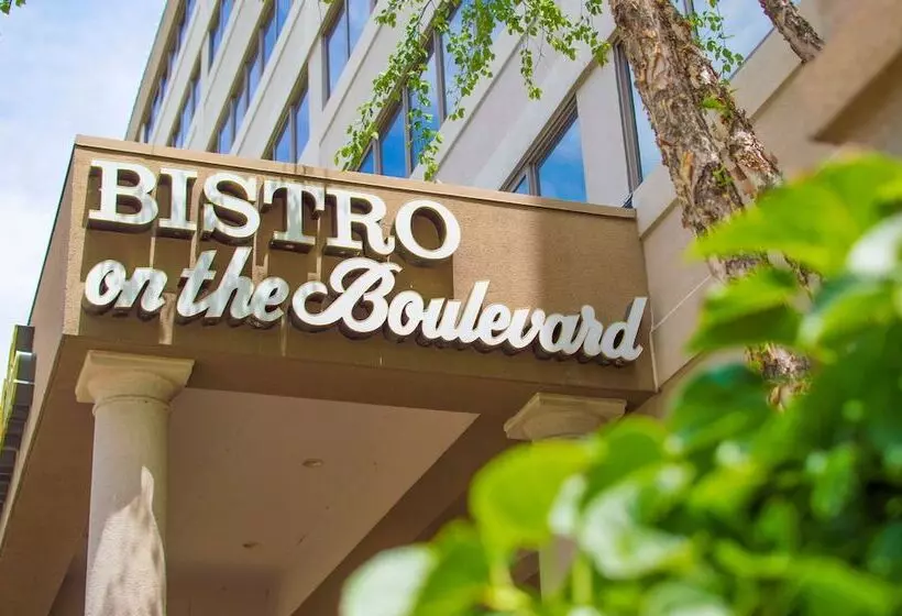 호텔 The Boulevard Inn & Bistro
