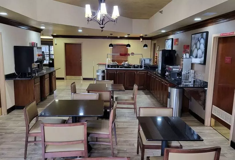 호텔 Wingate By Wyndham Greensboro Coliseum