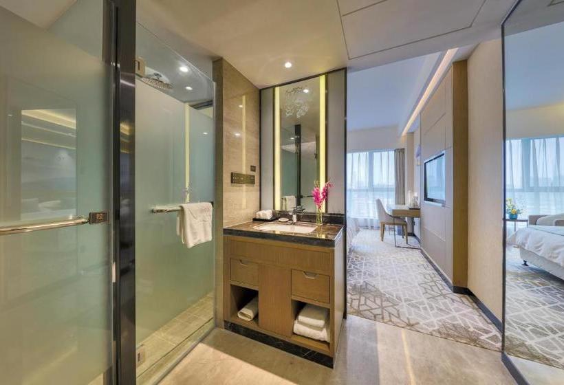 בית מלון כפרי Golden Eagle